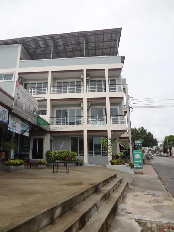 Hotel The 9Th House Krabi town Exterior foto